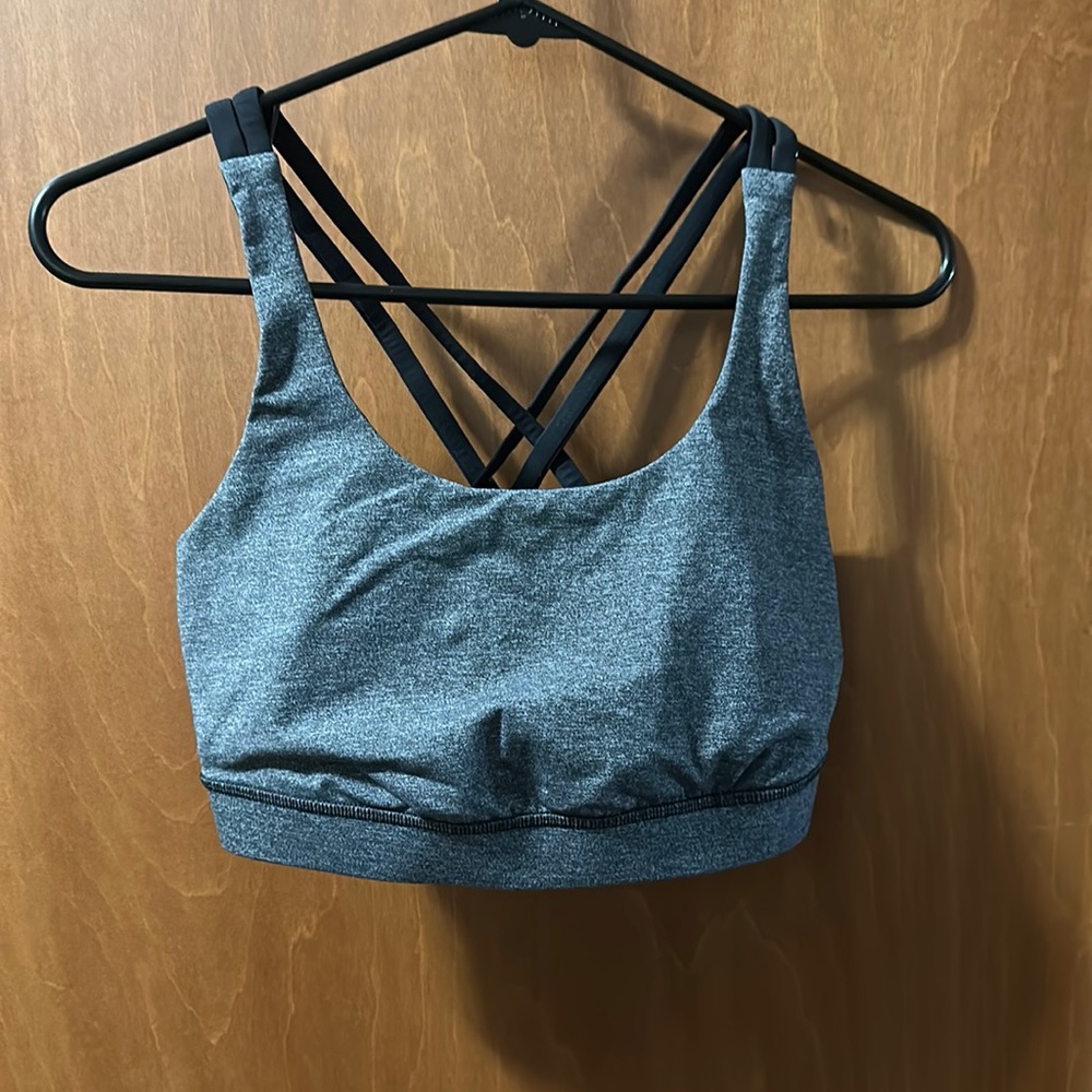 Gray Lululemon sports bra. Size 10 (I think). EUC.